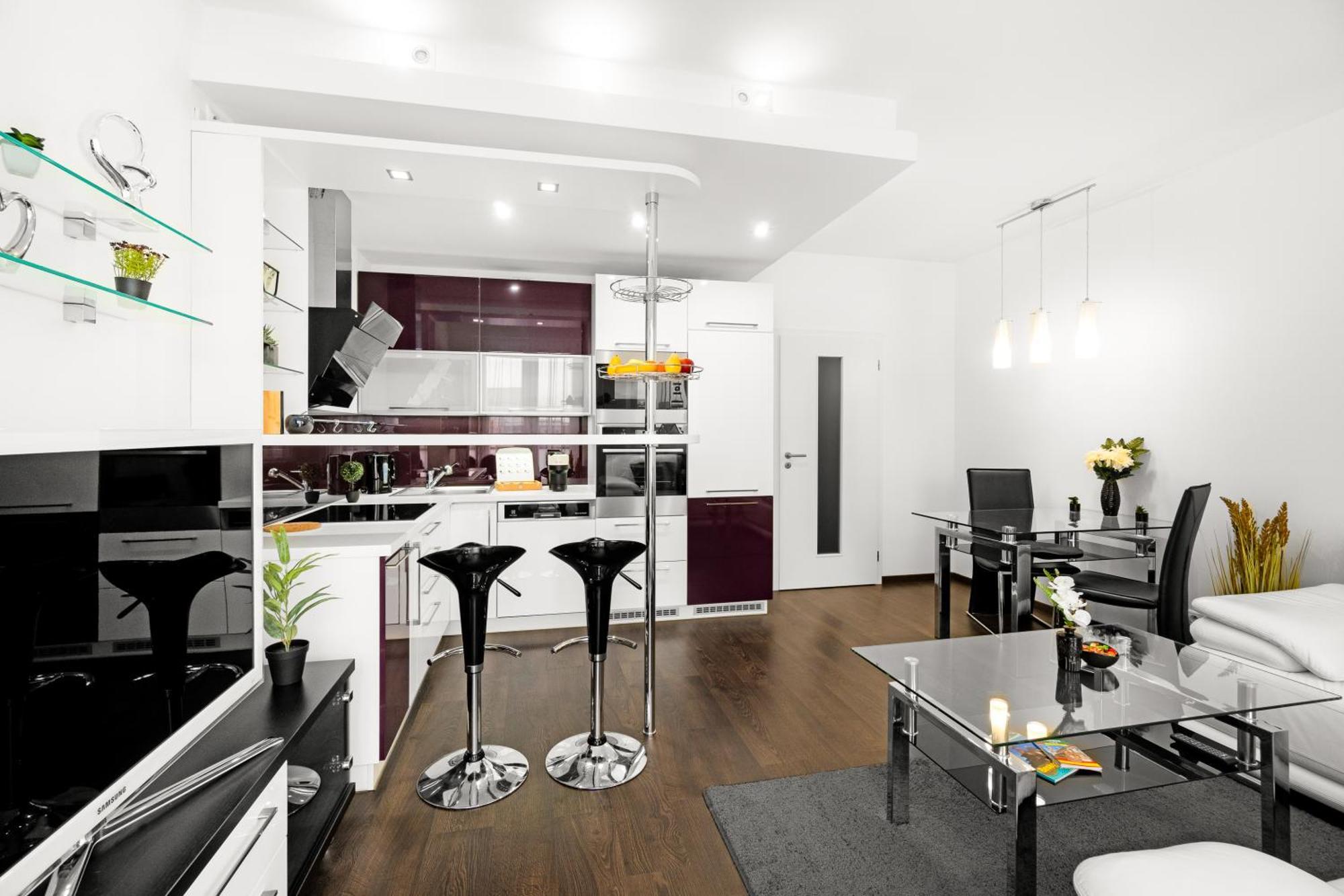 Bnb New Beautiful Apartment In The Center Of Ostrava With Option Garage Parking Buitenkant foto