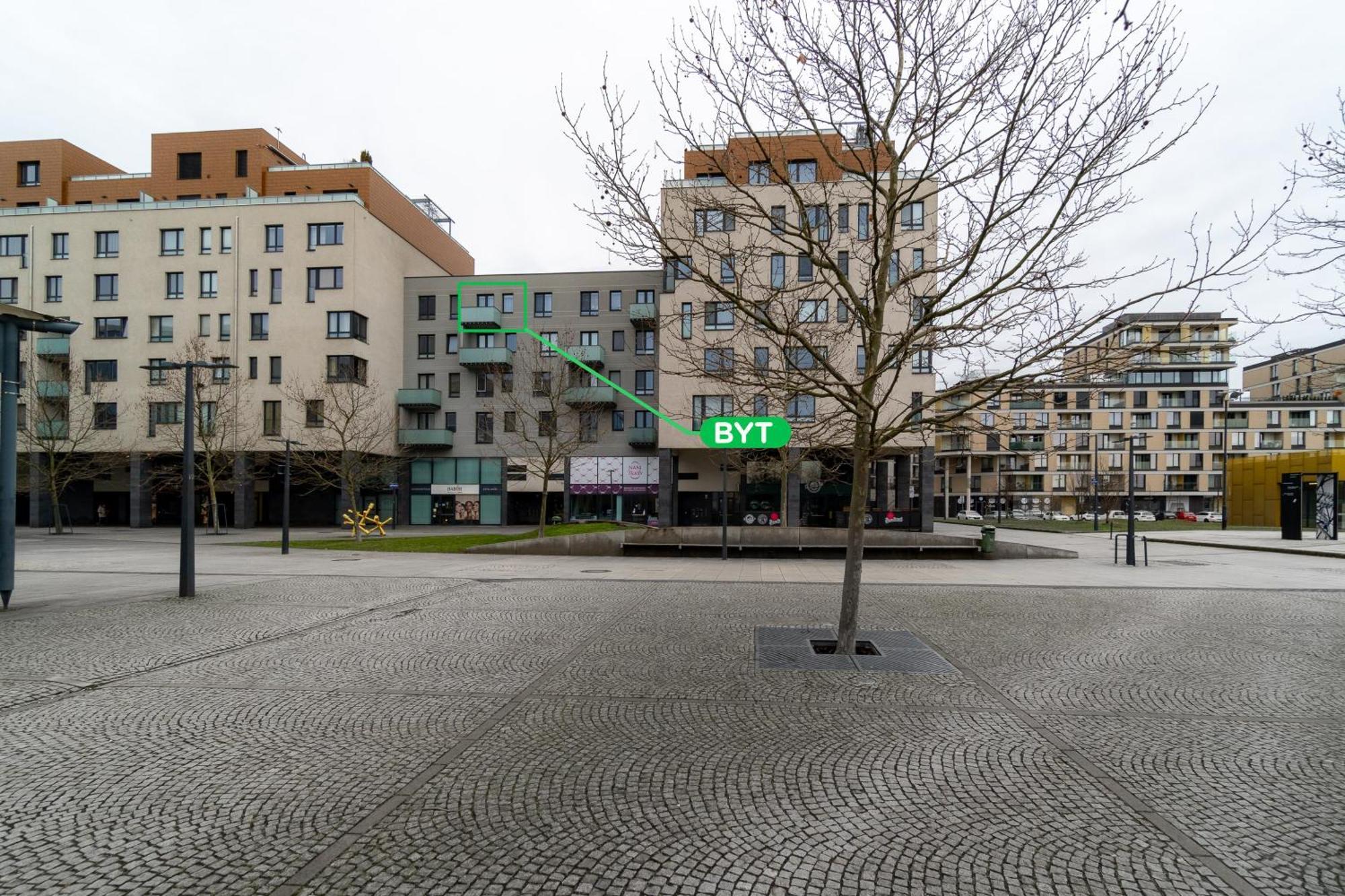Bnb New Beautiful Apartment In The Center Of Ostrava With Option Garage Parking Buitenkant foto