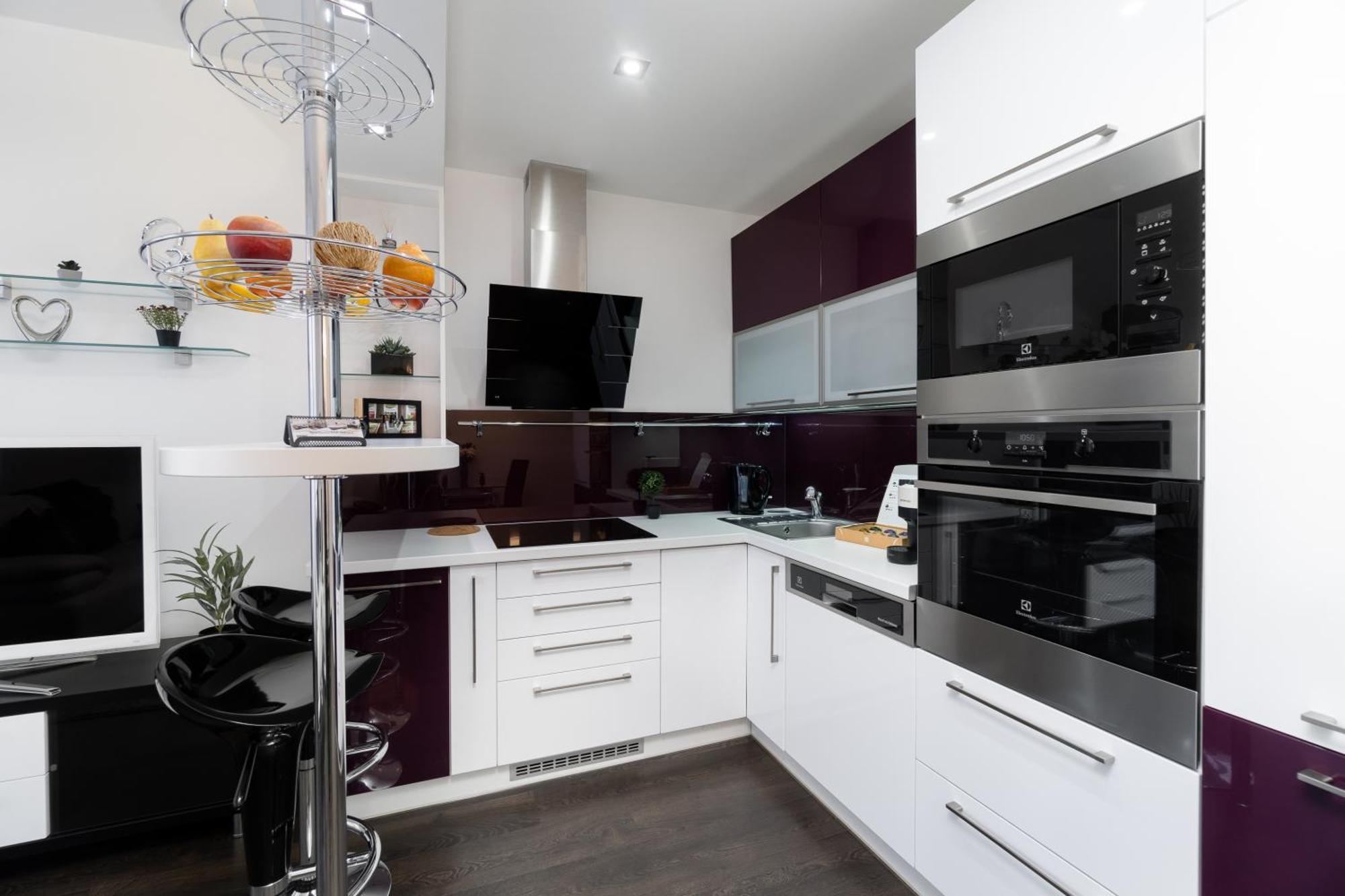 Bnb New Beautiful Apartment In The Center Of Ostrava With Option Garage Parking Buitenkant foto