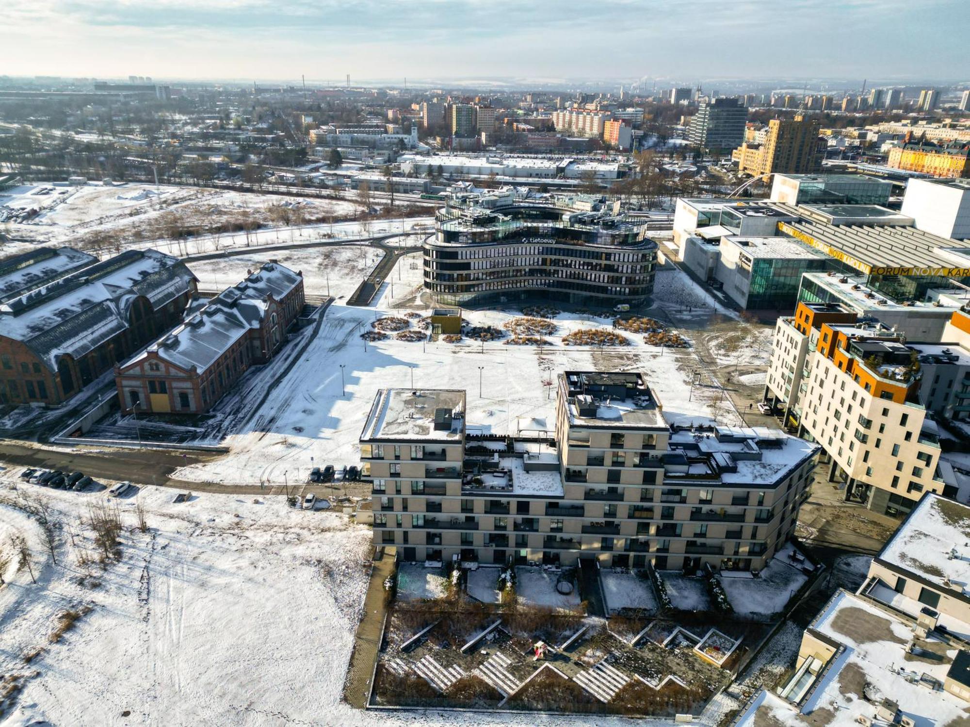 Bnb New Beautiful Apartment In The Center Of Ostrava With Option Garage Parking Buitenkant foto