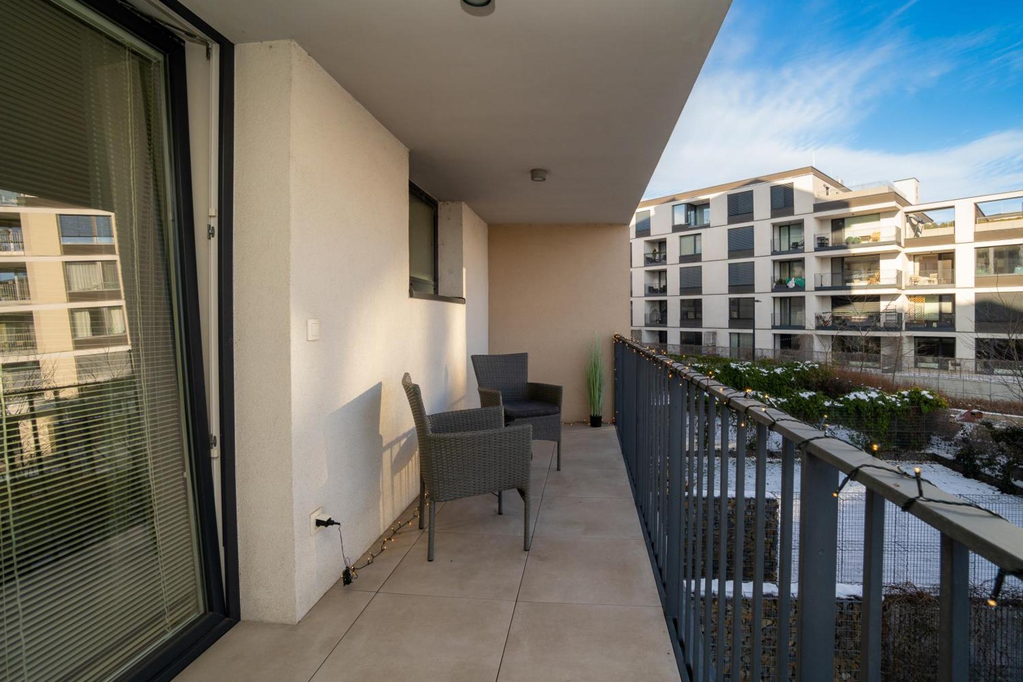 Bnb New Beautiful Apartment In The Center Of Ostrava With Option Garage Parking Buitenkant foto