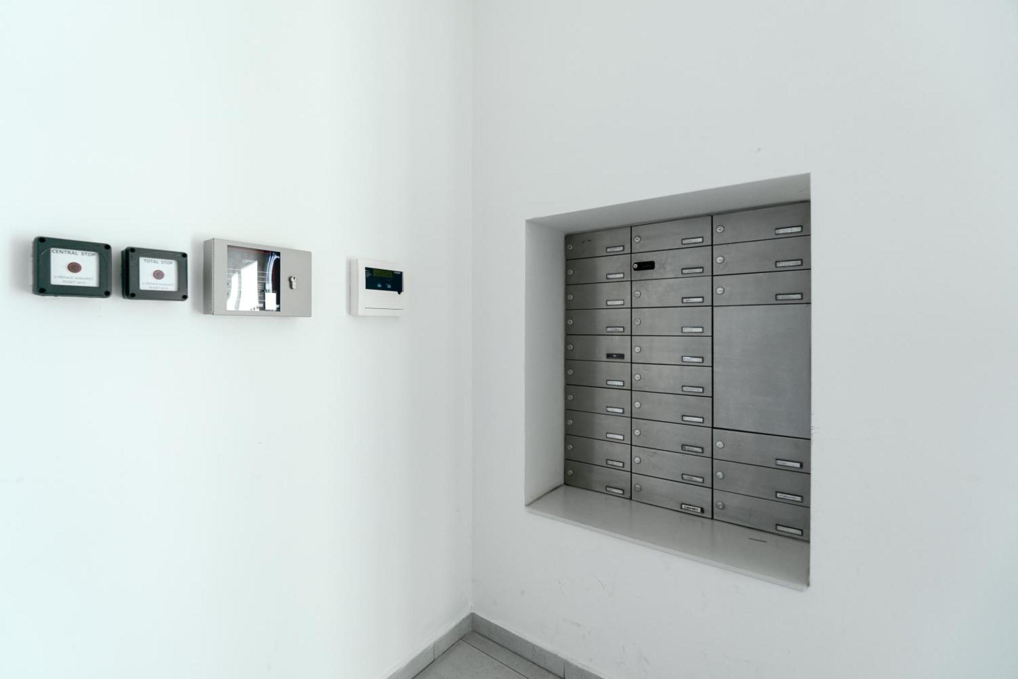 Bnb New Beautiful Apartment In The Center Of Ostrava With Option Garage Parking Buitenkant foto
